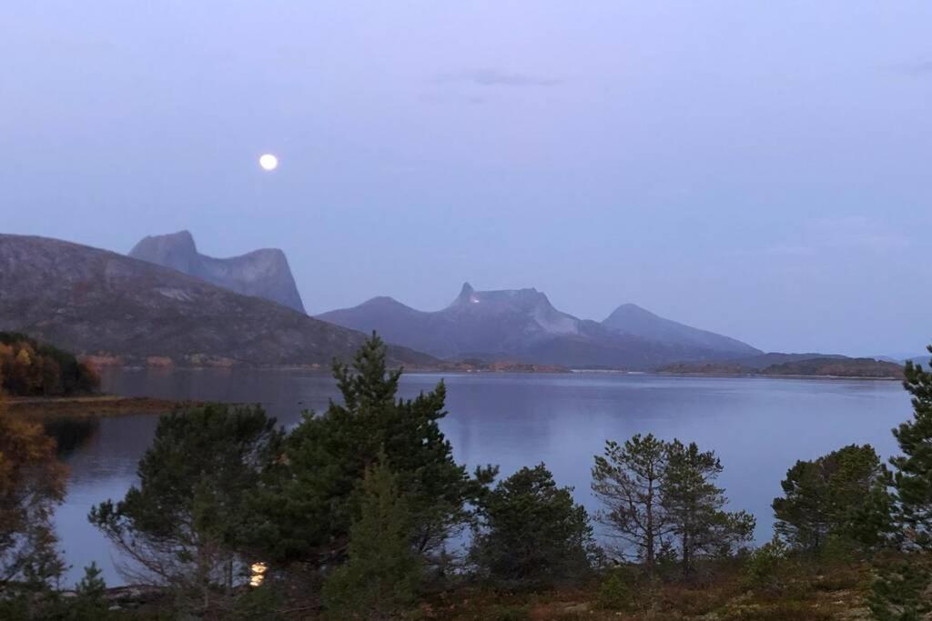 Efjord And Stetind Resort - Cabin Kobbernestinden Ballangen Eksteriør bilde